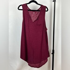 SO Women's Sleeveless V-Neck Tunic Tank Top - Burgundy